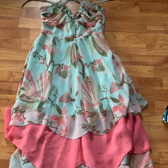 Dress - Picture 2 of 2